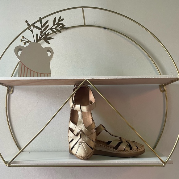 Bakers women’s Gold Sandals - Picture 2 of 3